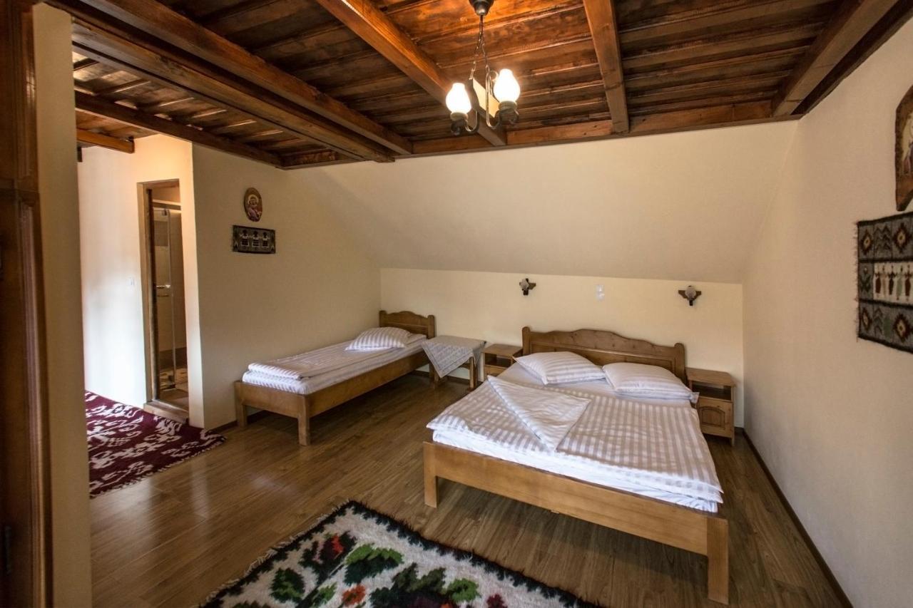 Pensiunea Cretuca Botiza Quarto foto